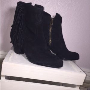 Sam Edelman soft tasseled booties
